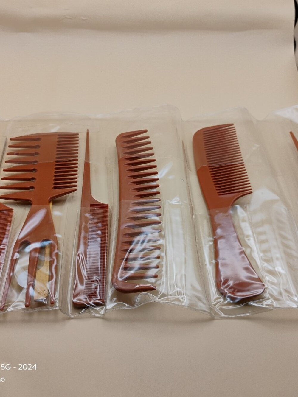 Set of 7 hair styling combs in clear case brown color variety detangling styling
